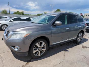  Salvage Nissan Pathfinder