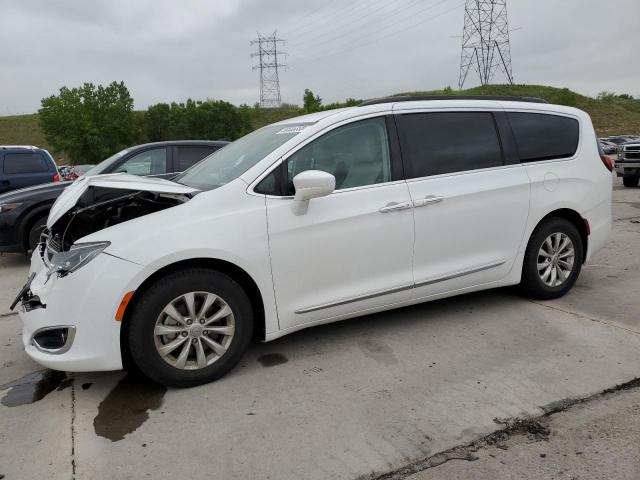  Salvage Chrysler Pacifica