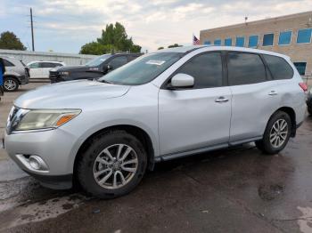  Salvage Nissan Pathfinder