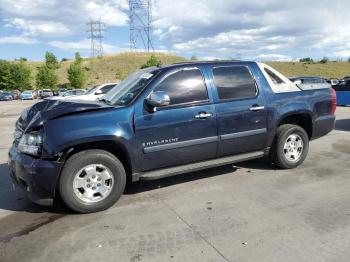  Salvage Chevrolet Avalanche