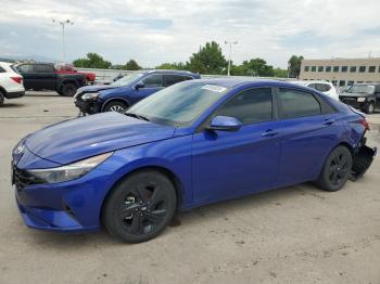  Salvage Hyundai ELANTRA