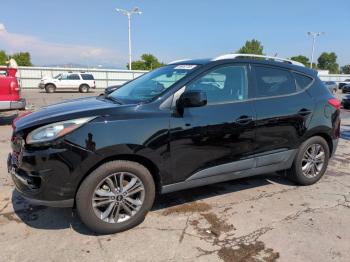  Salvage Hyundai TUCSON