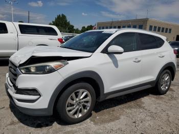  Salvage Hyundai TUCSON
