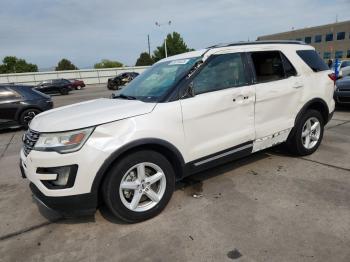  Salvage Ford Explorer
