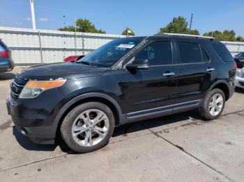  Salvage Ford Explorer