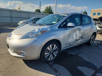  Salvage Nissan LEAF