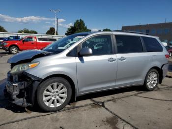  Salvage Toyota Sienna