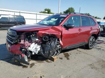  Salvage Subaru Forester