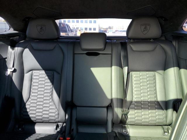 Lamborghini Urus Image 7