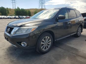  Salvage Nissan Pathfinder