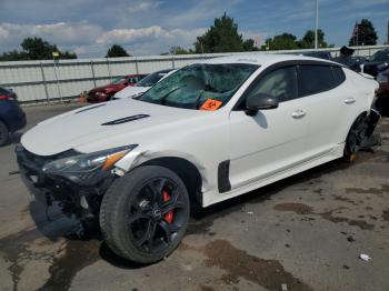  Salvage Kia Stinger