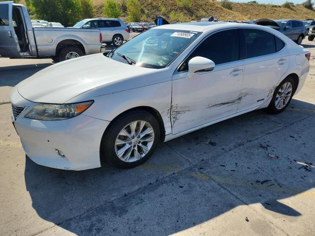  Salvage Lexus Es