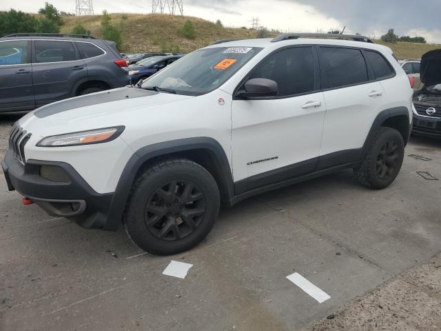  Salvage Jeep Cherokee