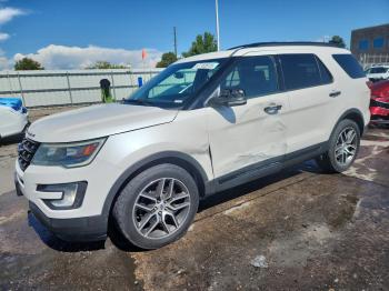  Salvage Ford Explorer