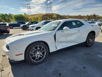  Salvage Dodge Challenger