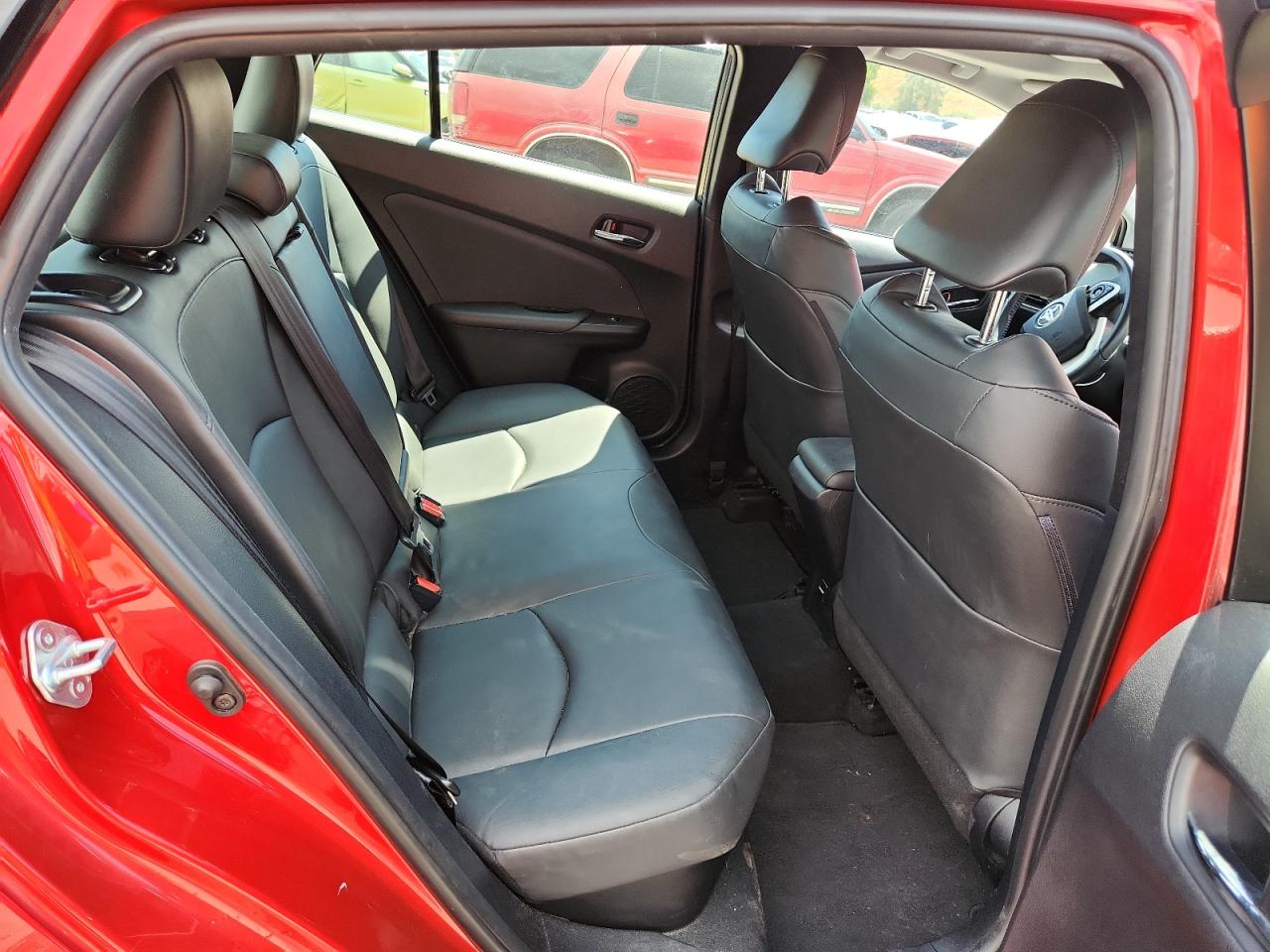 Toyota Prius Image 4