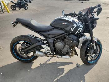 Salvage Triumph Motorcycle Trident 66