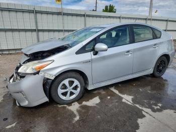  Salvage Toyota Prius