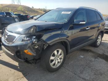  Salvage Kia Sorento