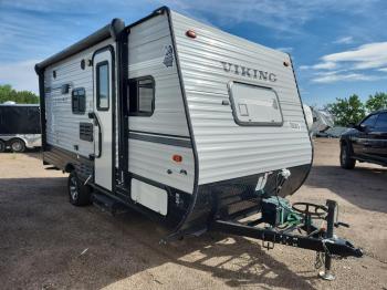  Salvage Coachmen Forest Riv