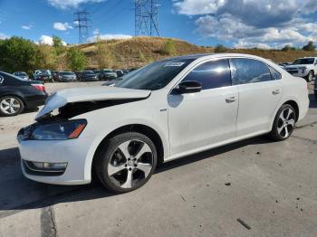  Salvage Volkswagen Passat