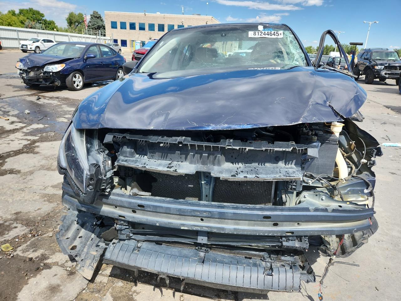 Subaru Legacy 2.5i Image 2