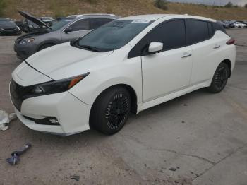  Salvage Nissan LEAF