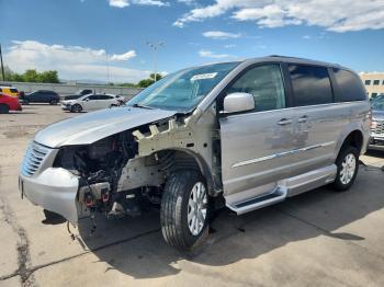  Salvage Chrysler Minivan