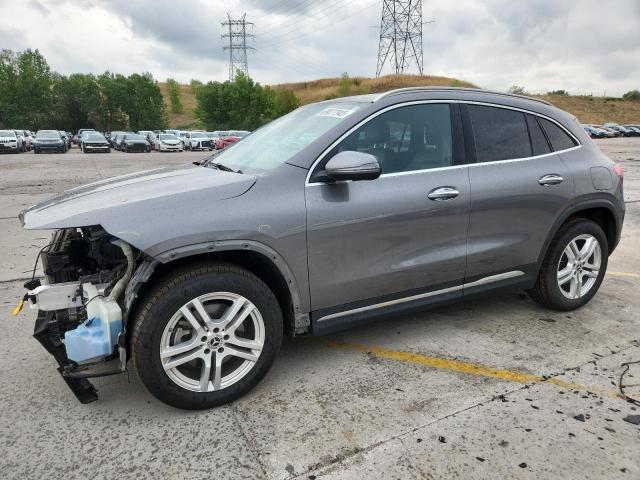  Salvage Mercedes-Benz GLA