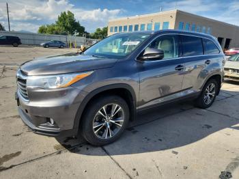  Salvage Toyota Highlander