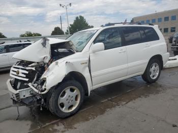  Salvage Toyota Highlander