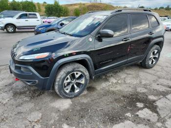  Salvage Jeep Cherokee