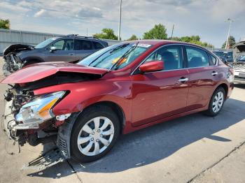  Salvage Nissan Altima