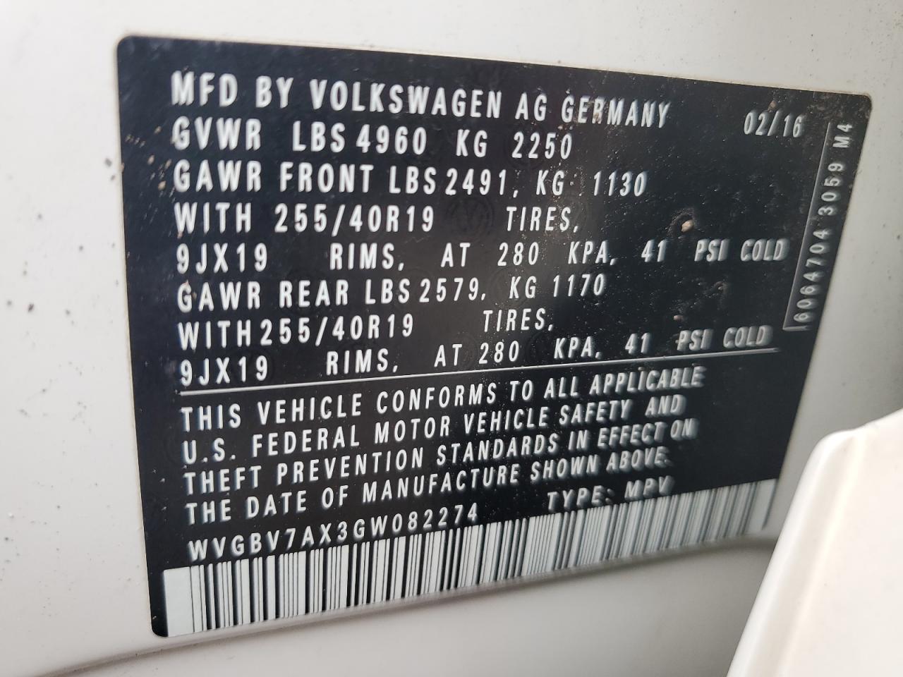 Volkswagen Tiguan S Image 13