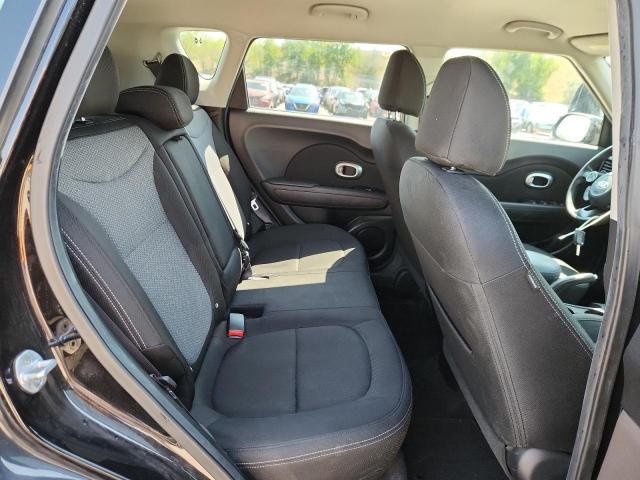 Kia Soul + Image 13