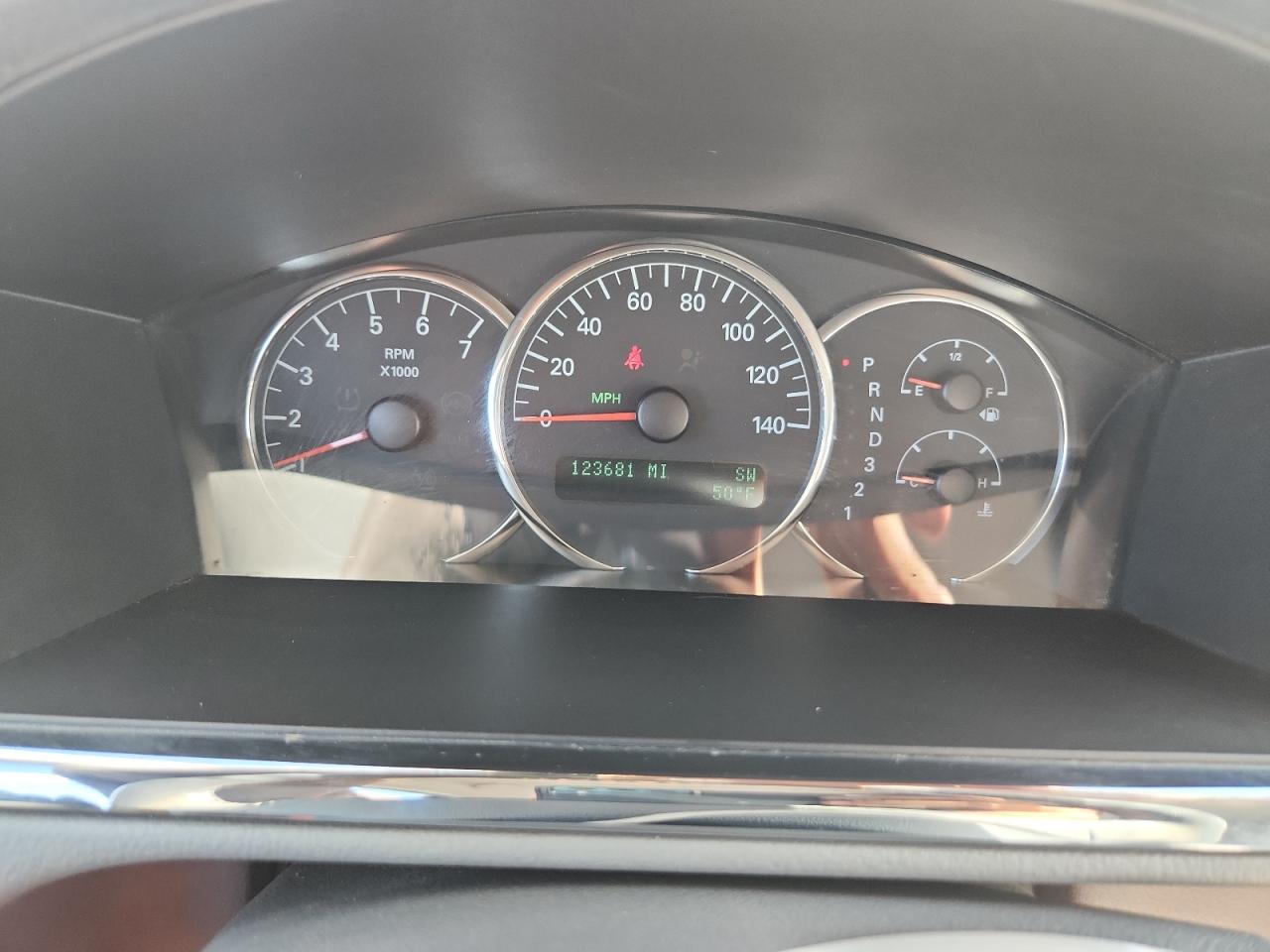 Buick LaCrosse Cxl Image 9