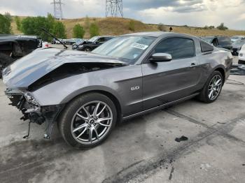  Salvage Ford Mustang