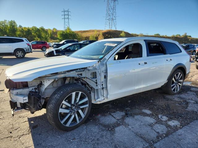  Salvage Volvo V90