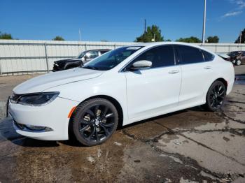  Salvage Chrysler 200