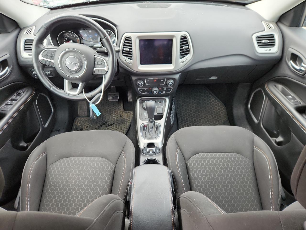 Jeep Compass Sport Image 2