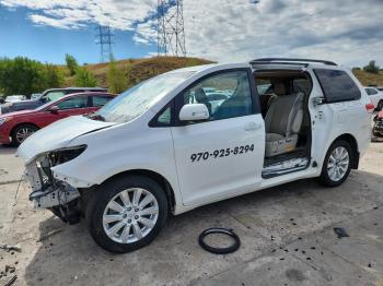  Salvage Toyota Sienna