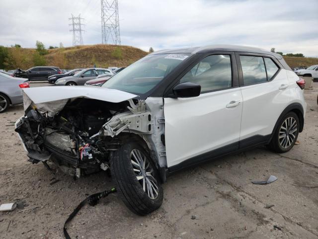  Salvage Nissan Kicks