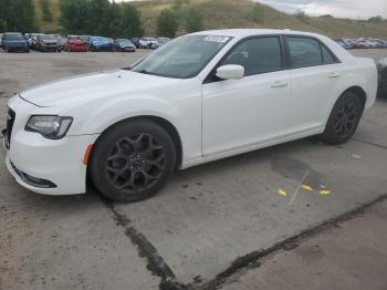  Salvage Chrysler 300