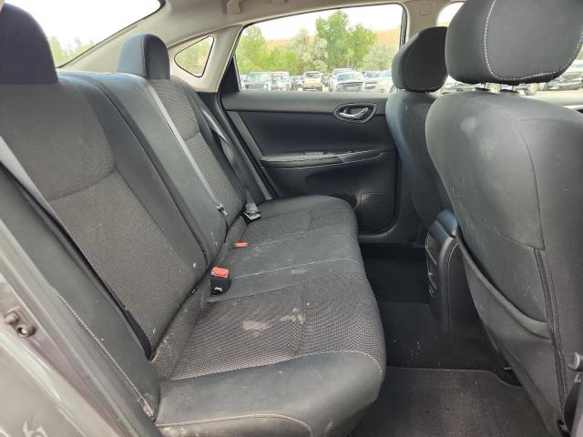 Nissan Sentra S Image 8