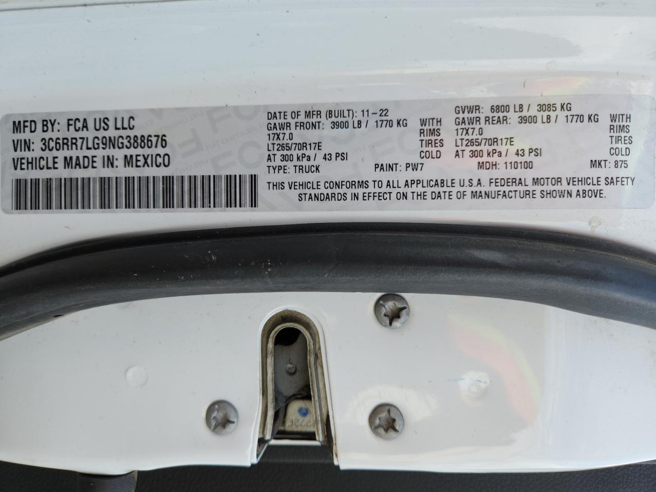 Ram 1500 Slt Image 12