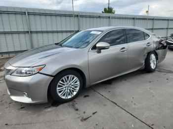  Salvage Lexus Es