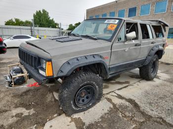 Salvage Jeep Cherokee