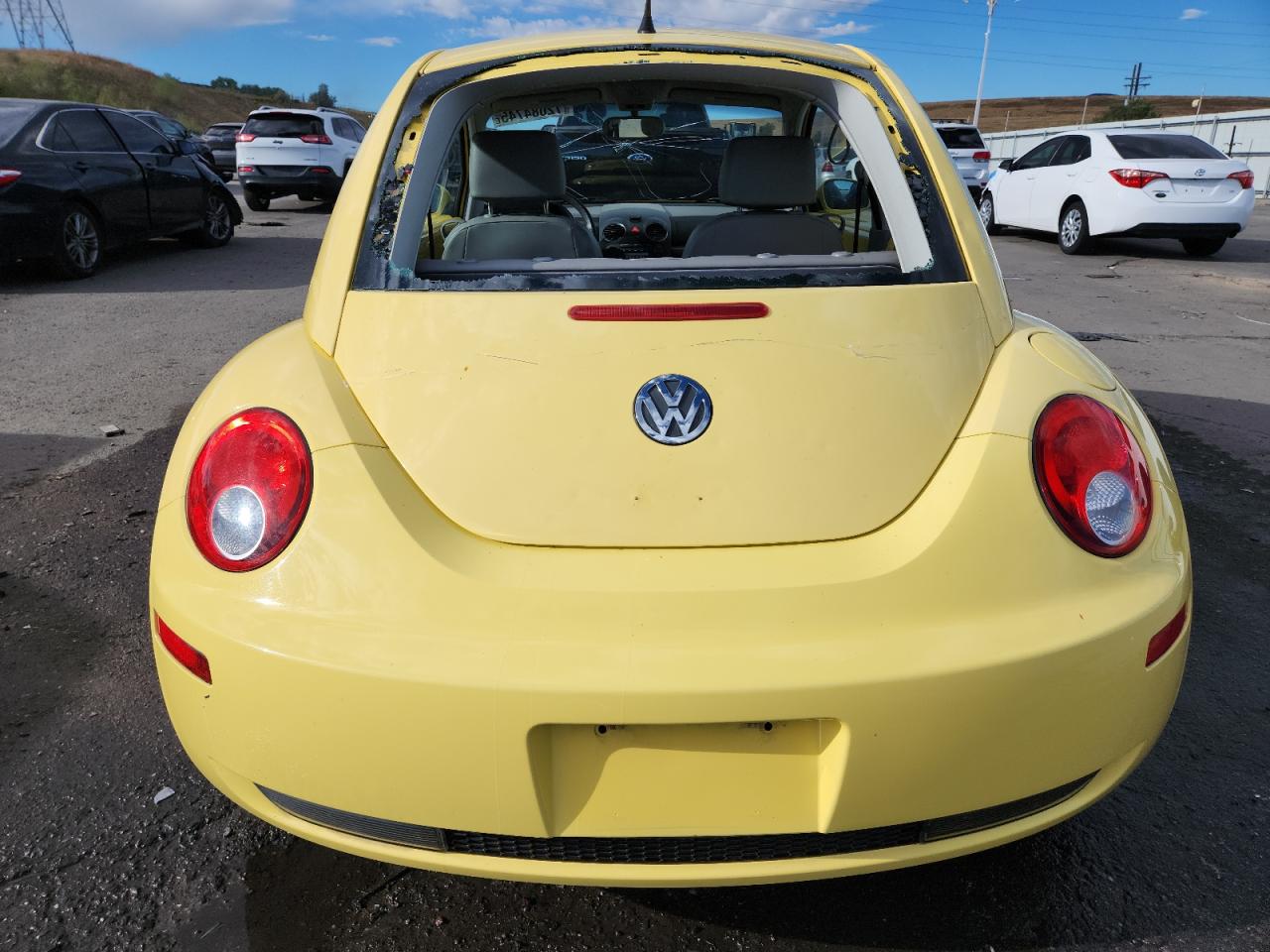 Volkswagen Beetle 2.5l Option Package 1 Image 12