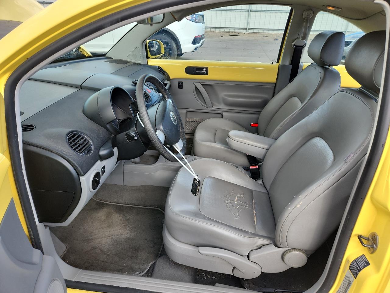 Volkswagen Beetle 2.5l Option Package 1 Image 7