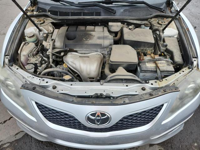 Toyota Camry Base Image 10